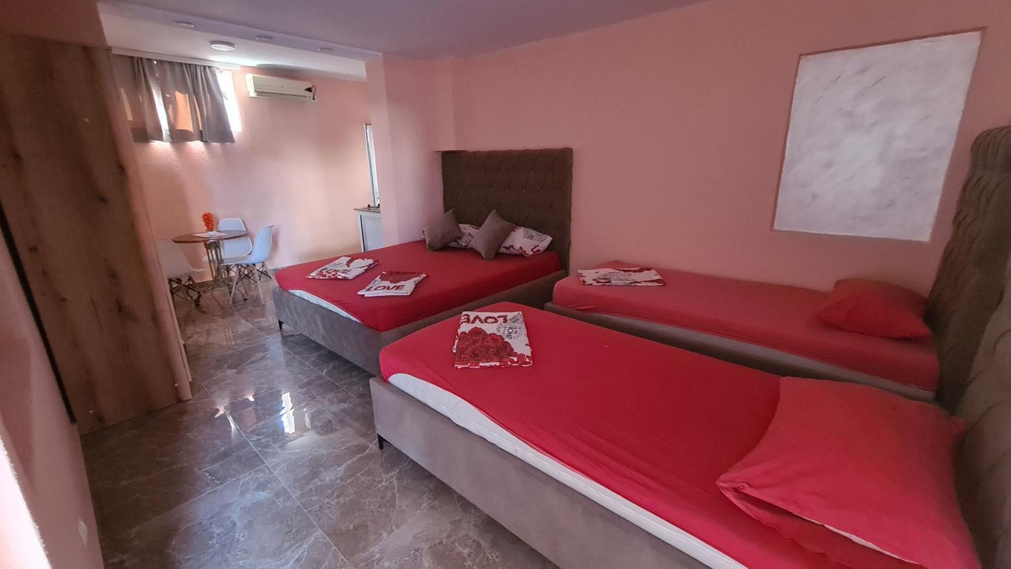 Apartments Bulatovic Бар Экстерьер фото